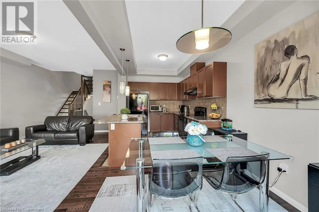 121 BANKFIELD CRESCENT Crescent