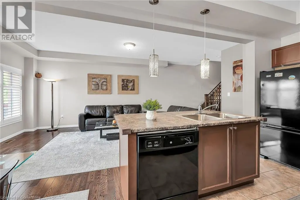121 BANKFIELD CRESCENT Crescent
