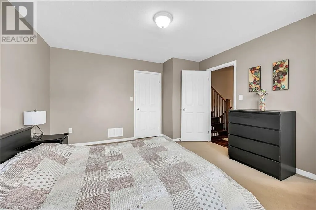 121 BANKFIELD CRESCENT Crescent