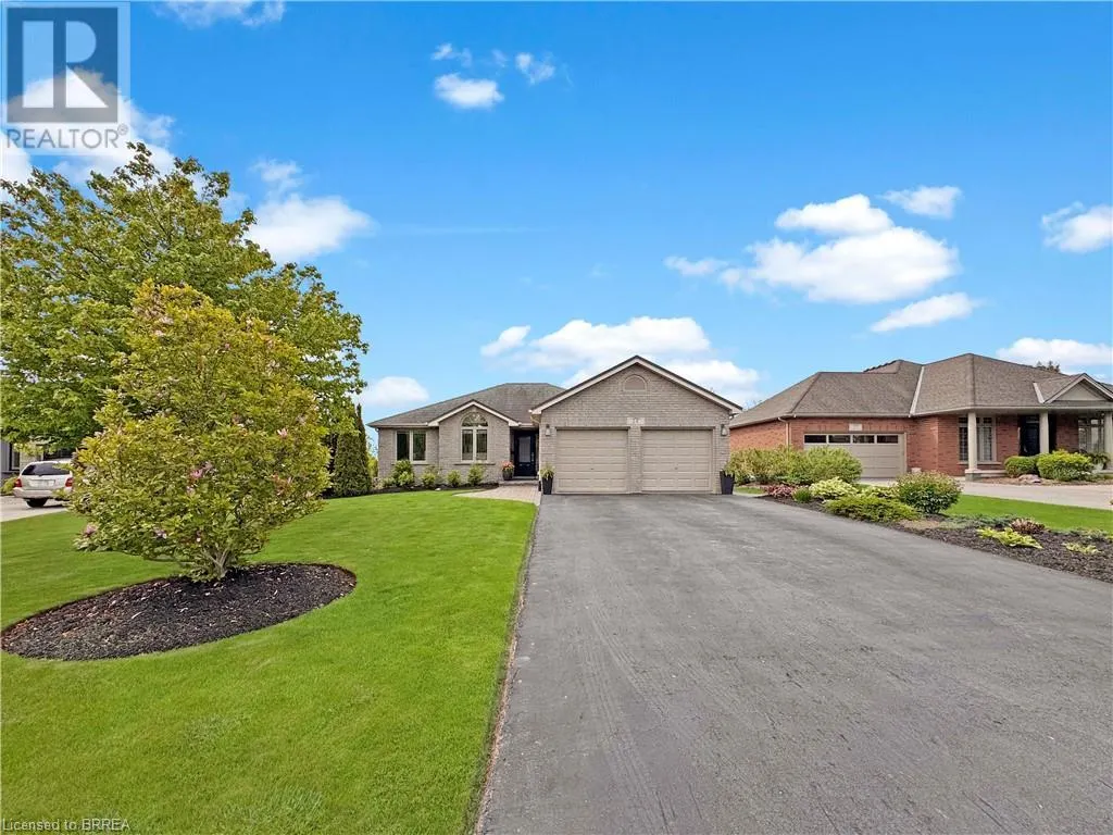 25 BRADBURY Crescent