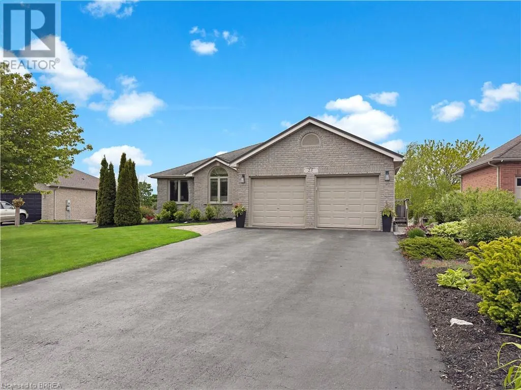 25 BRADBURY Crescent