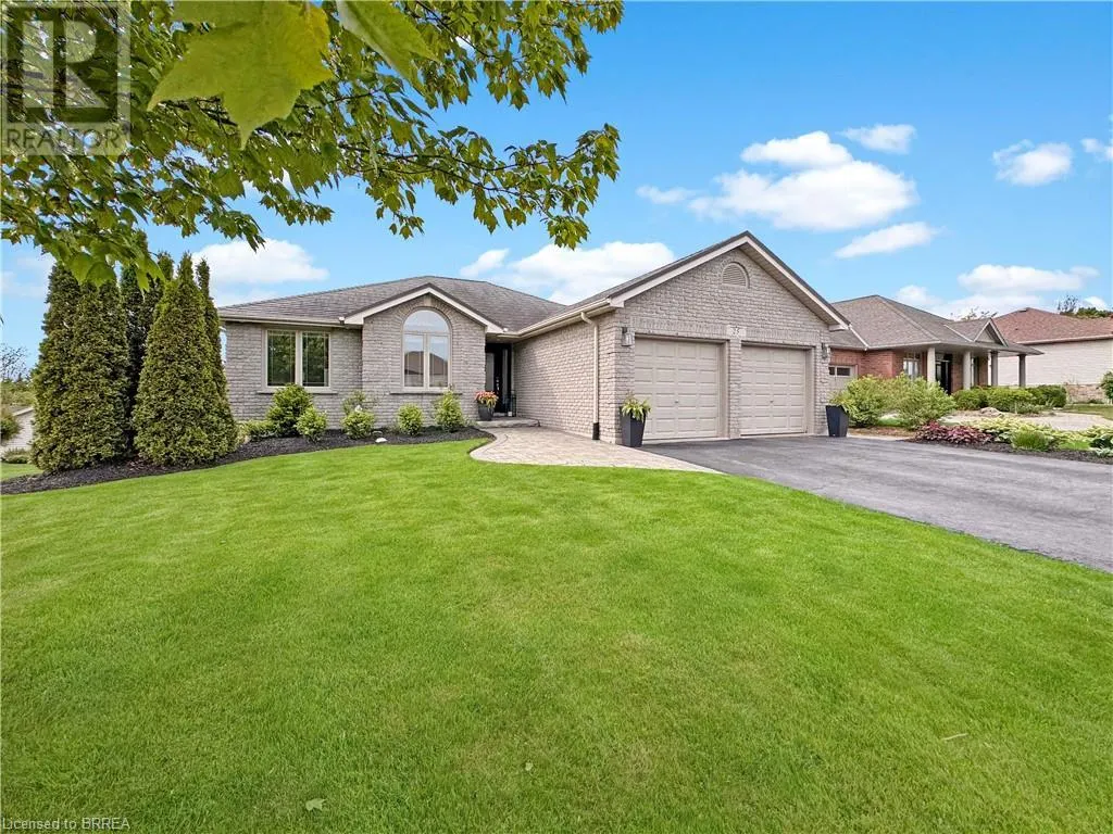25 BRADBURY Crescent