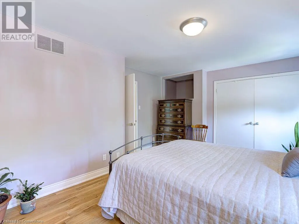121 FALCONER Drive Unit# 27, #27