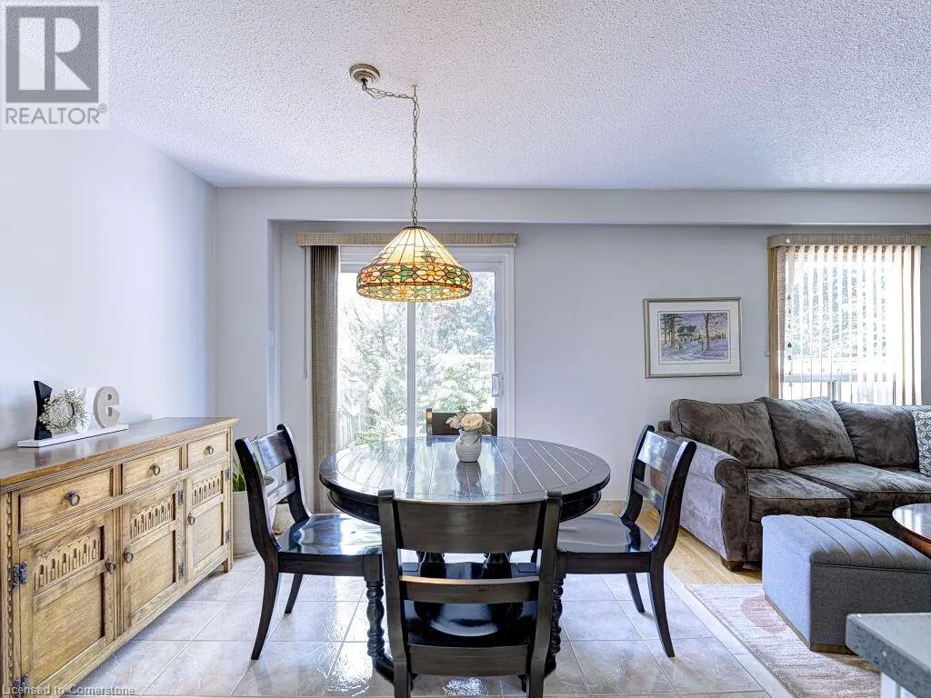 121 FALCONER Drive Unit# 27, #27
