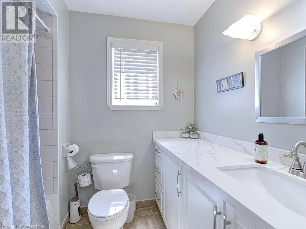121 FALCONER Drive Unit# 27, #27
