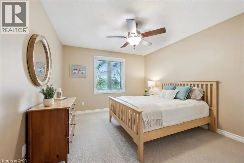 572 FALCONRIDGE Crescent