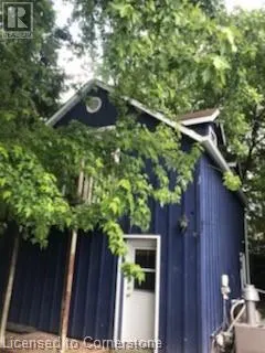 180 UNION Street W