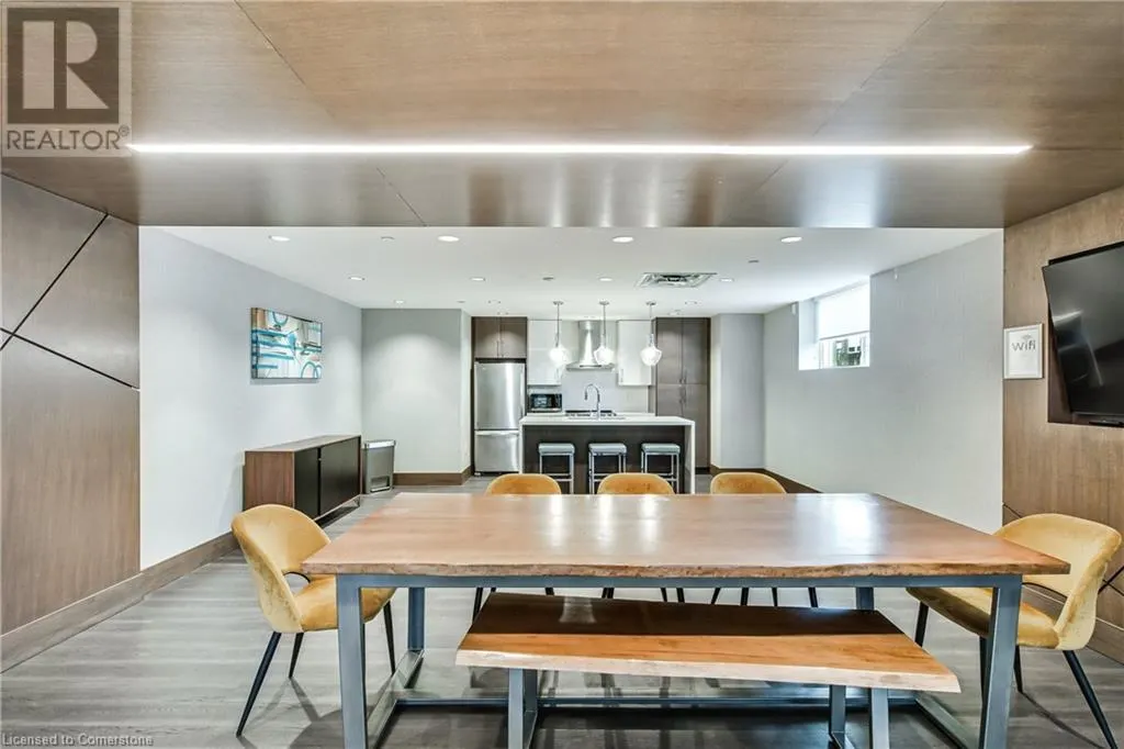 16 MARKLE Crescent Unit# 403, #403