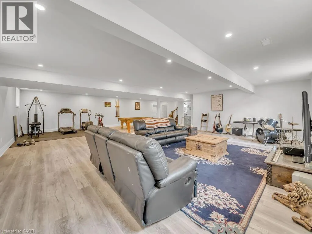 1011 TOWNLINE Road
