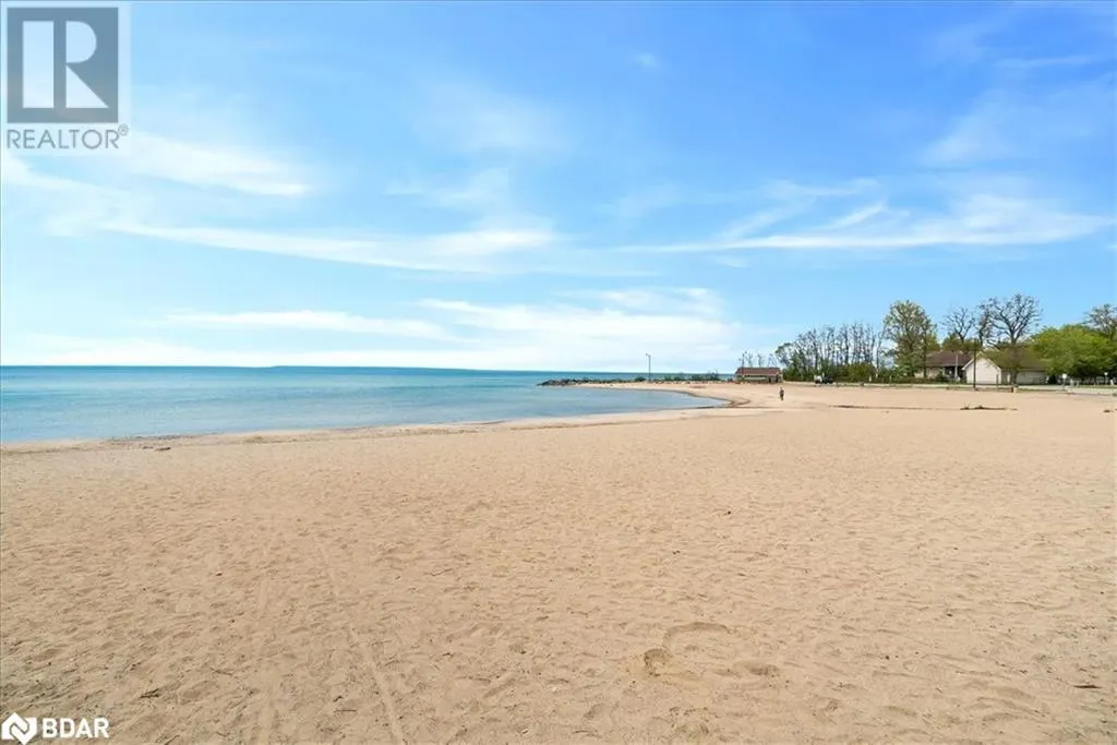 369 BALM BEACH Road W