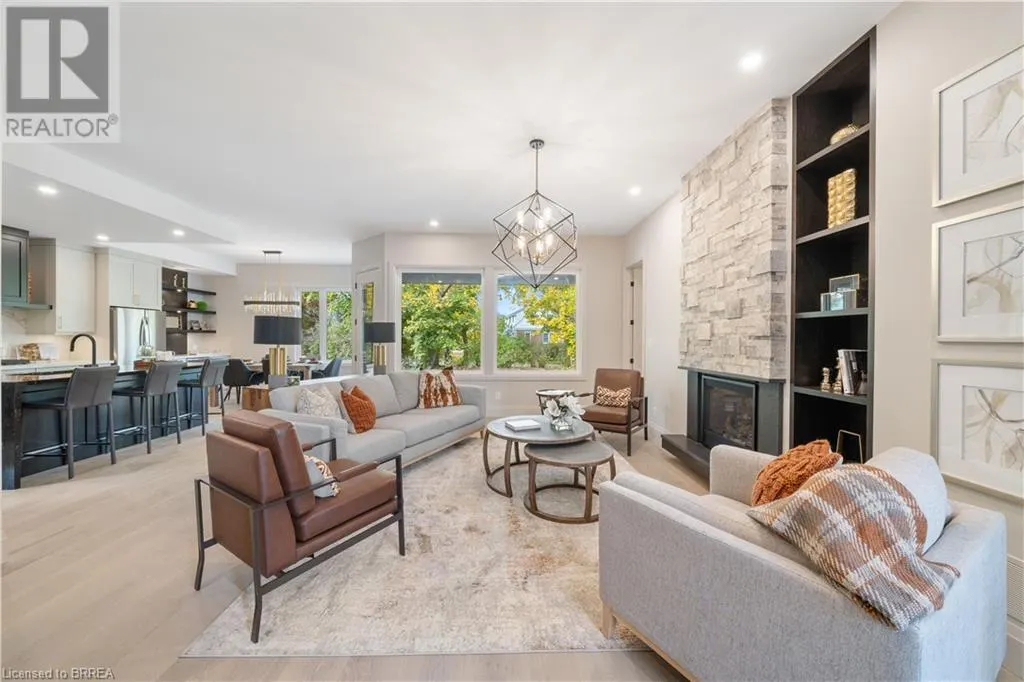 141 PARKSIDE Drive