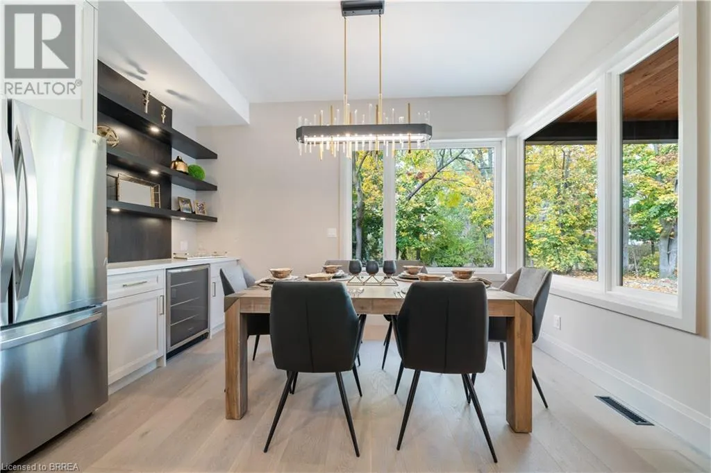 141 PARKSIDE Drive