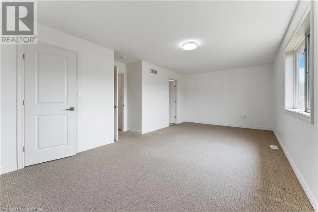 68 DODMAN Crescent