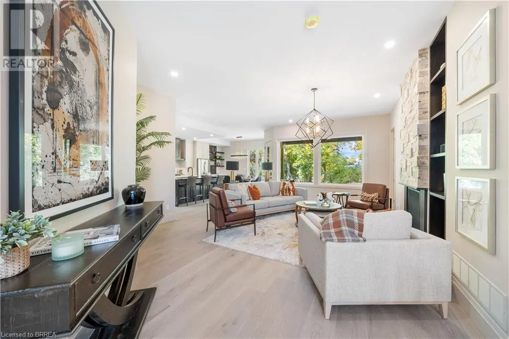 163 PARKSIDE Drive