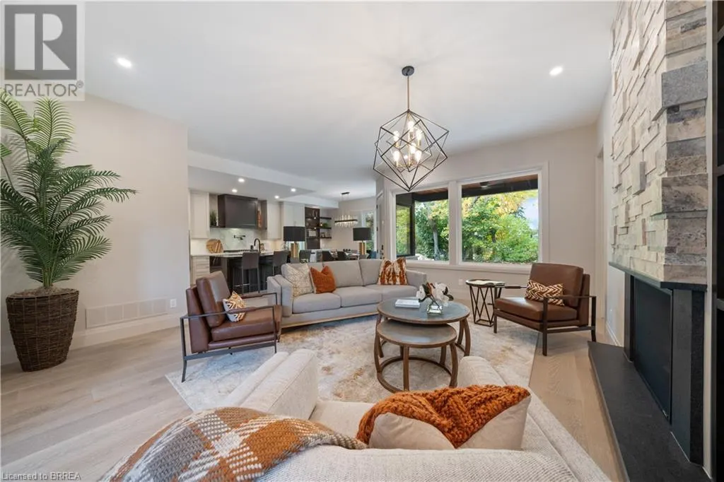 163 PARKSIDE Drive