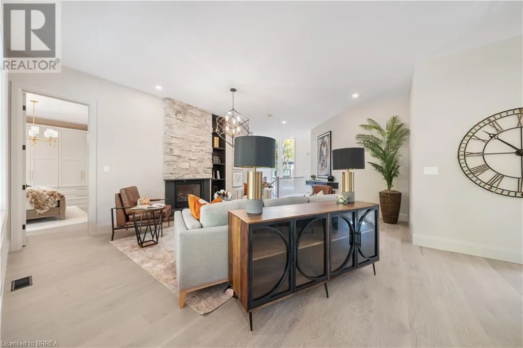 163 PARKSIDE Drive