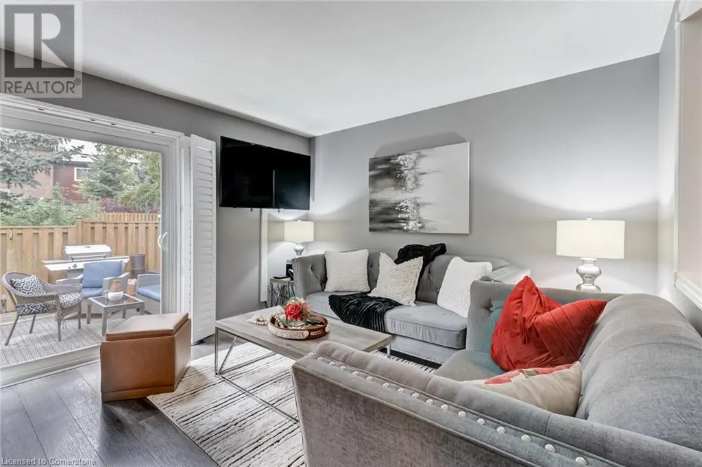 2825 GANANOQUE Drive