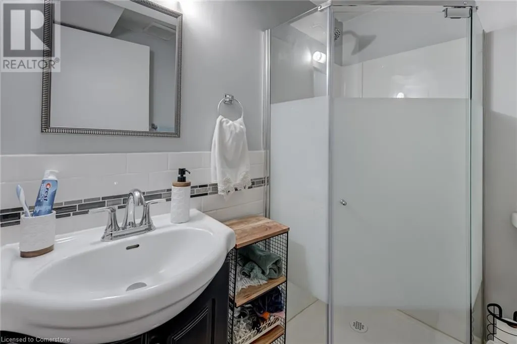 2825 GANANOQUE Drive