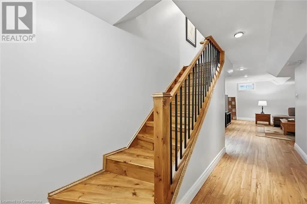 62 VALRIDGE Drive