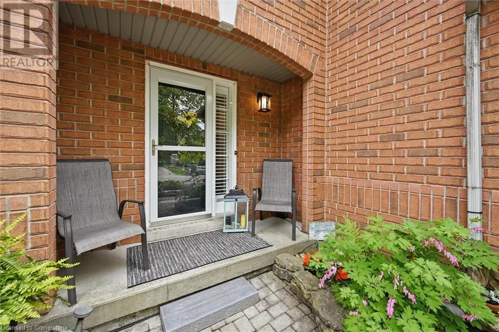 62 VALRIDGE Drive