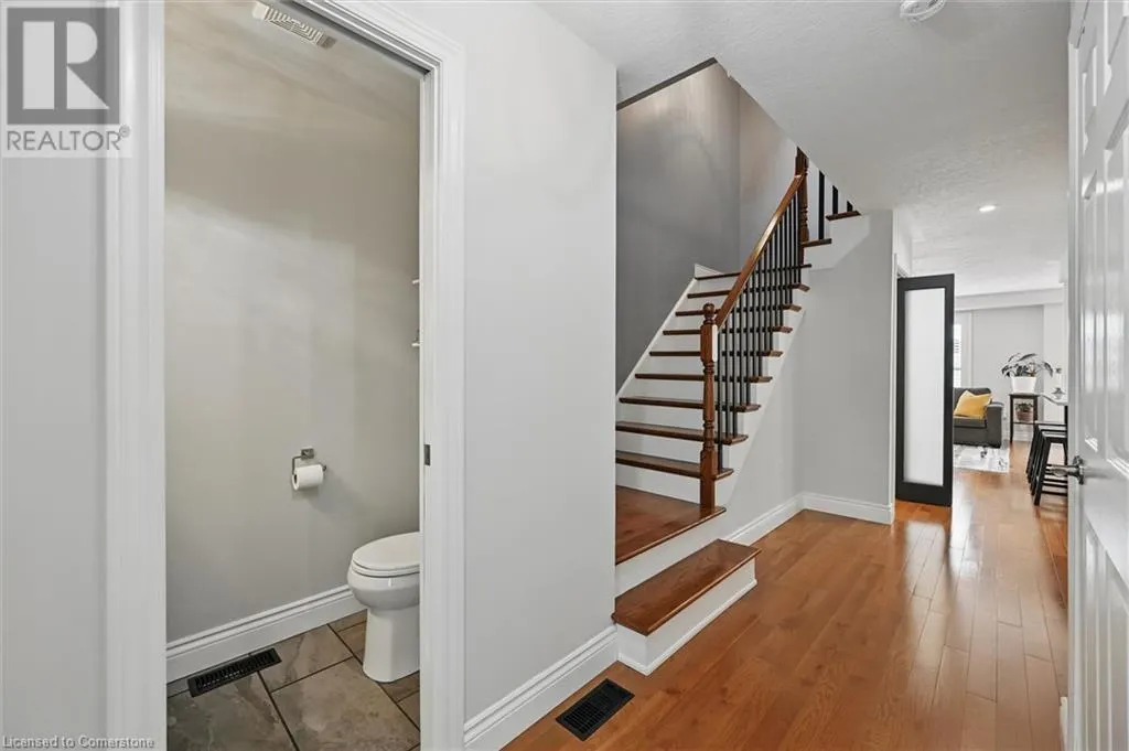 62 VALRIDGE Drive