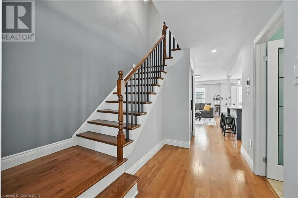 62 VALRIDGE Drive