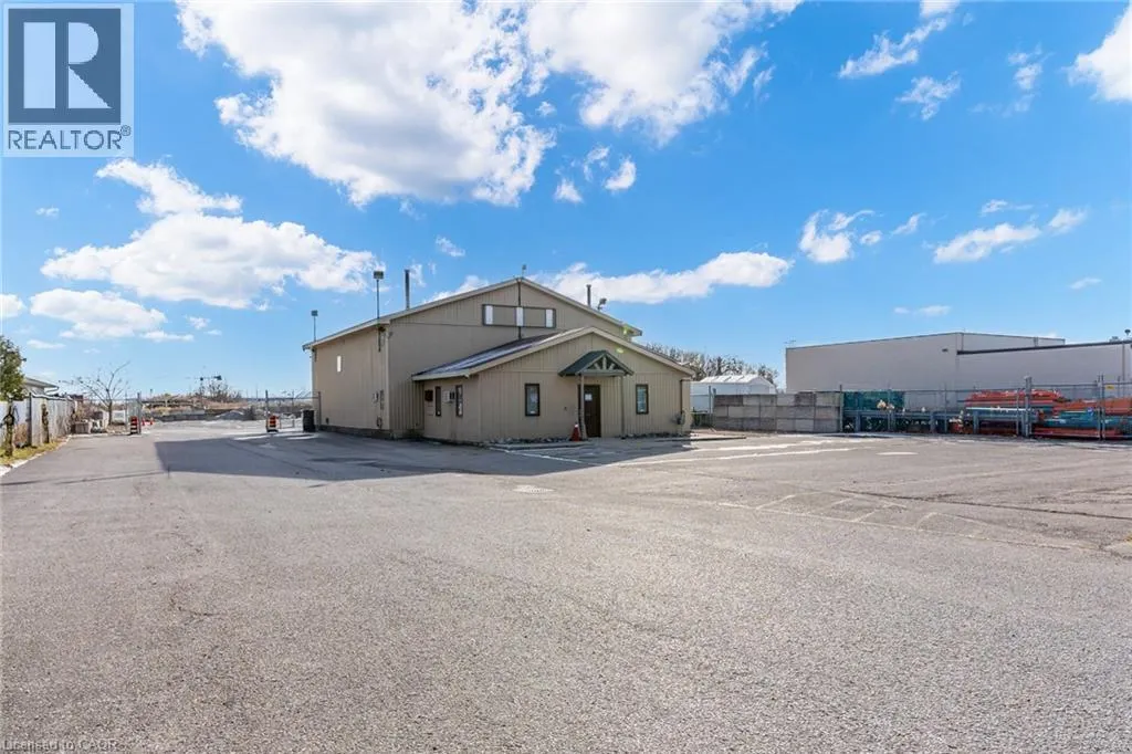 2073 PIPER Lane