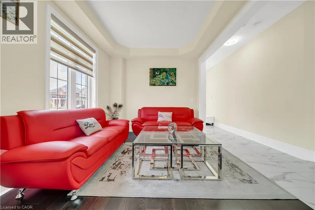 1161 UPPER THAMES Drive