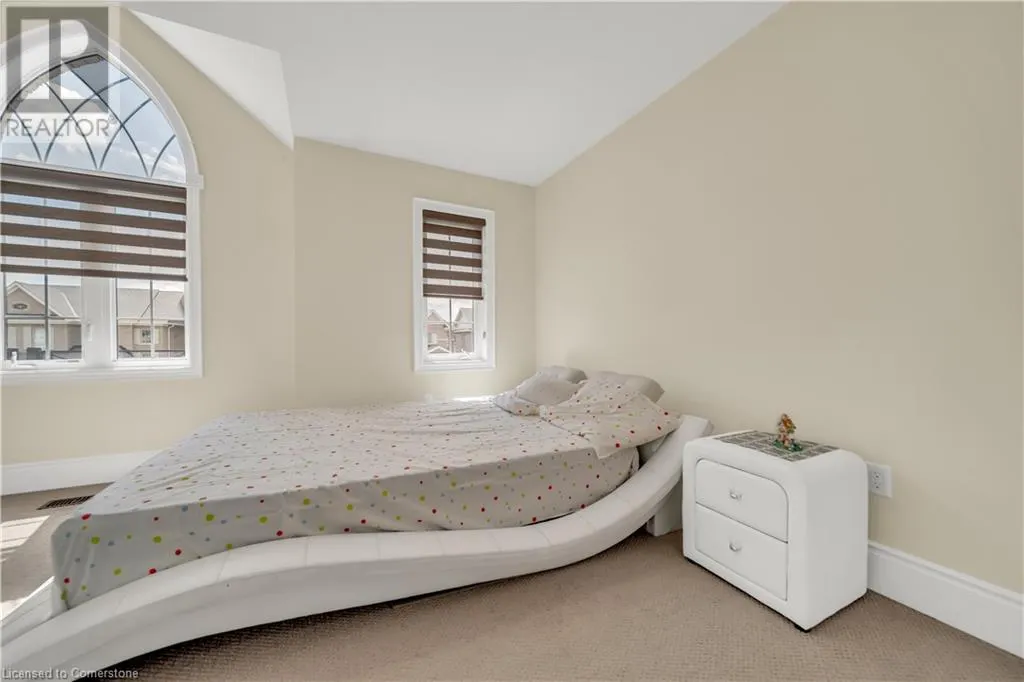 1161 UPPER THAMES Drive