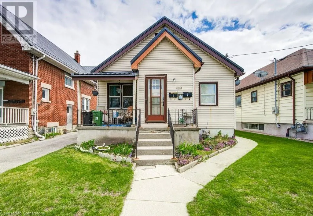 1121 TRAFALGAR Street