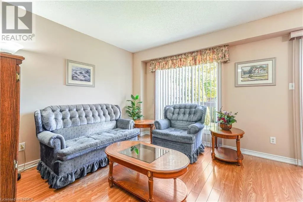 4 COURTLAND Drive Unit# A, #A