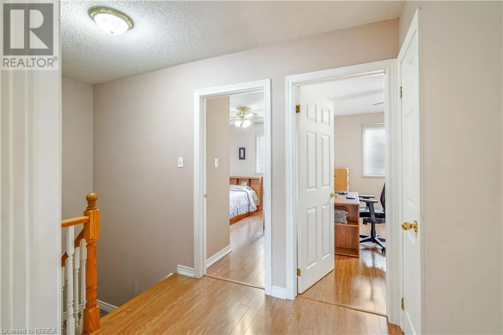 4 COURTLAND Drive Unit# A, #A