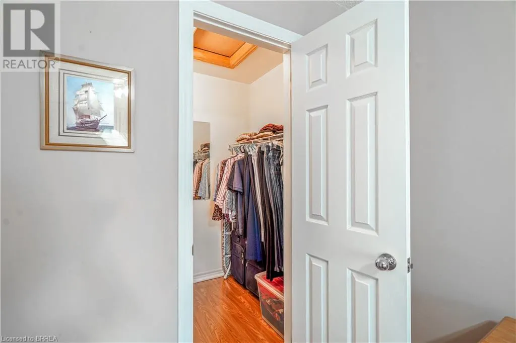 4 COURTLAND Drive Unit# A, #A