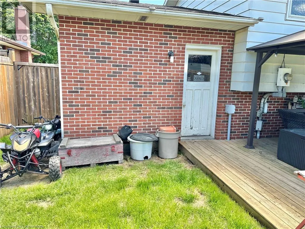 124 OAK Street