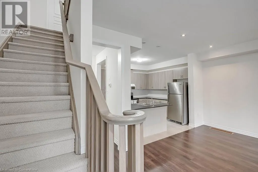 8 HISCOTT Drive