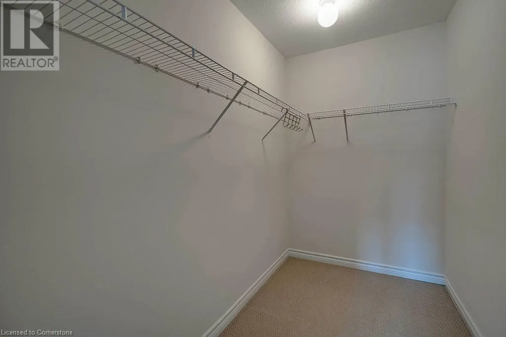 8 HISCOTT Drive