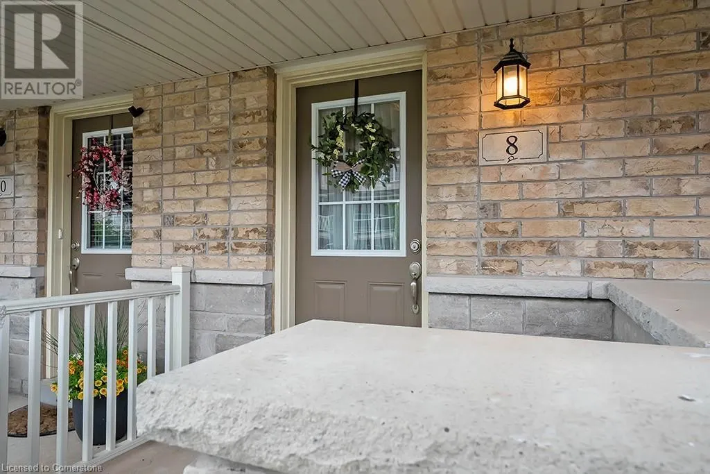 8 HISCOTT Drive