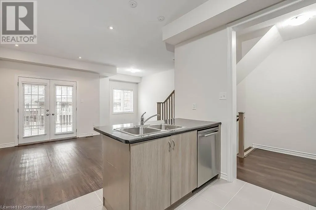 8 HISCOTT Drive