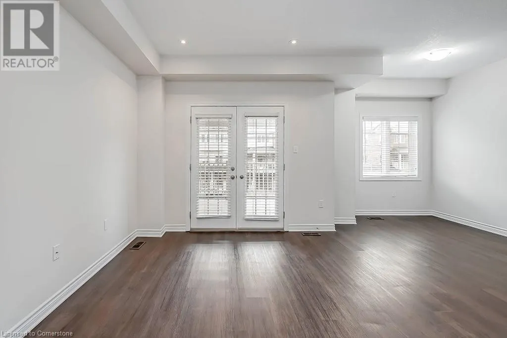 8 HISCOTT Drive