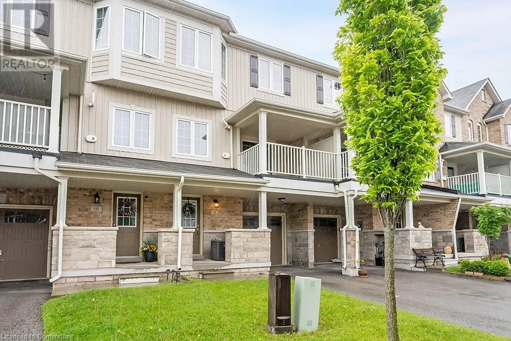 8 HISCOTT Drive