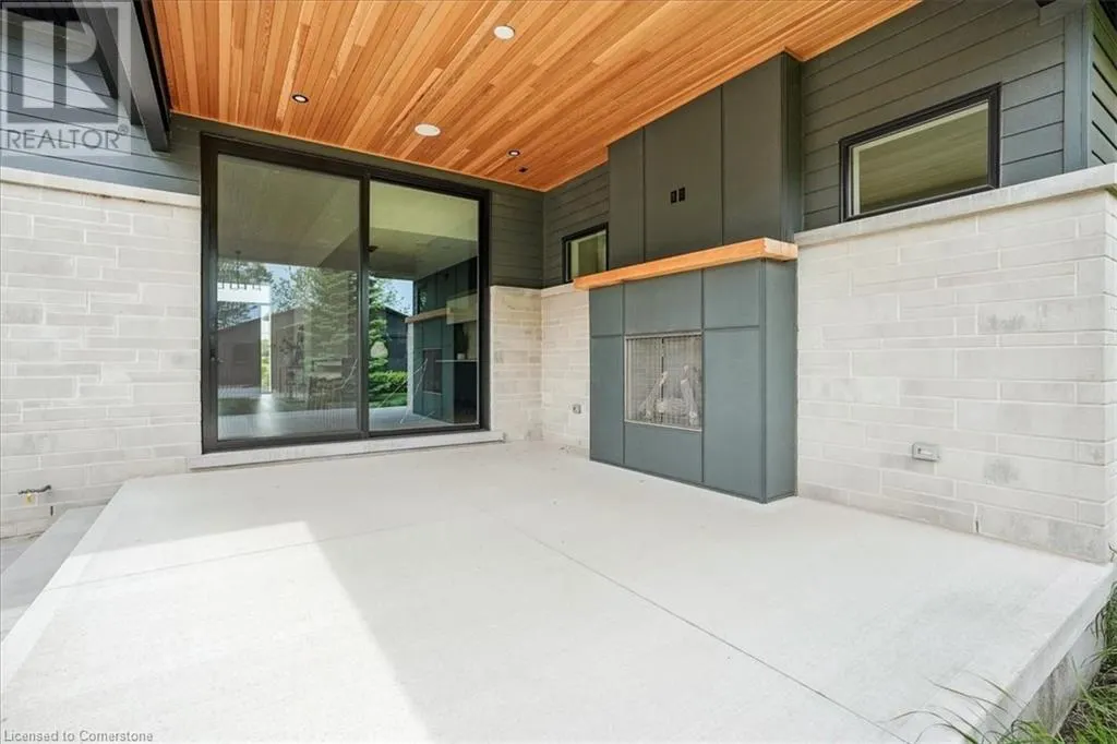 1613G LOOKOUT Street