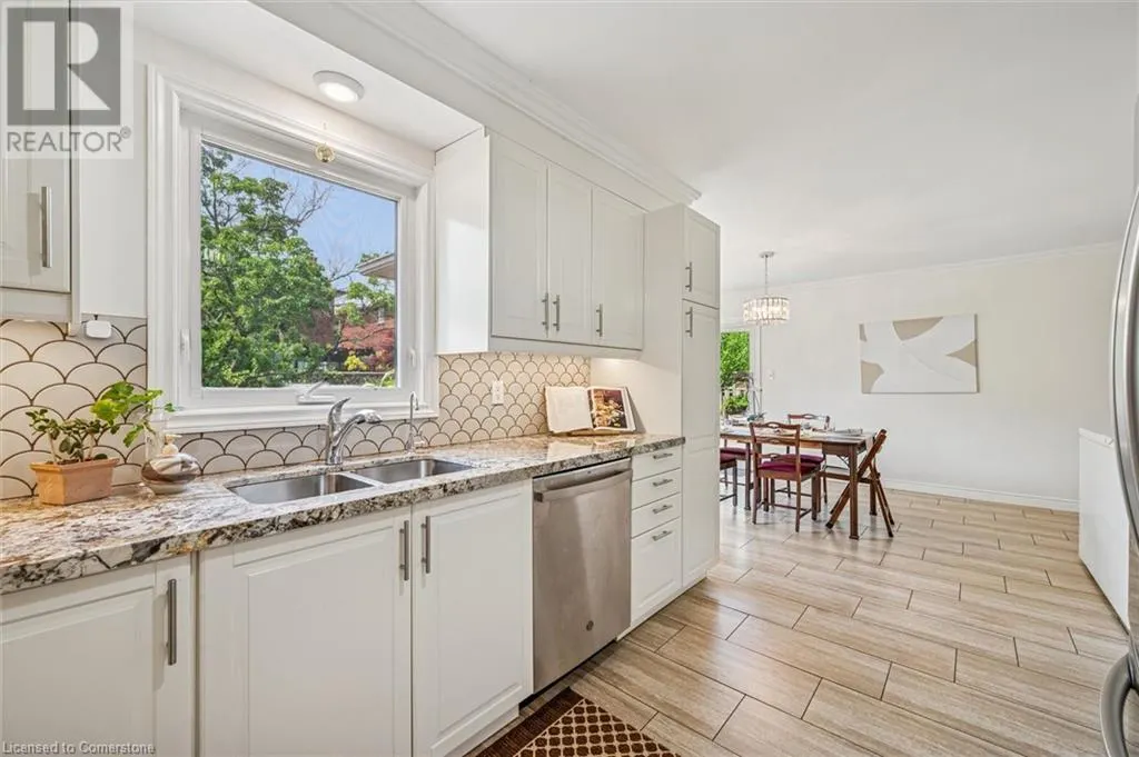 251 HICKORY Circle