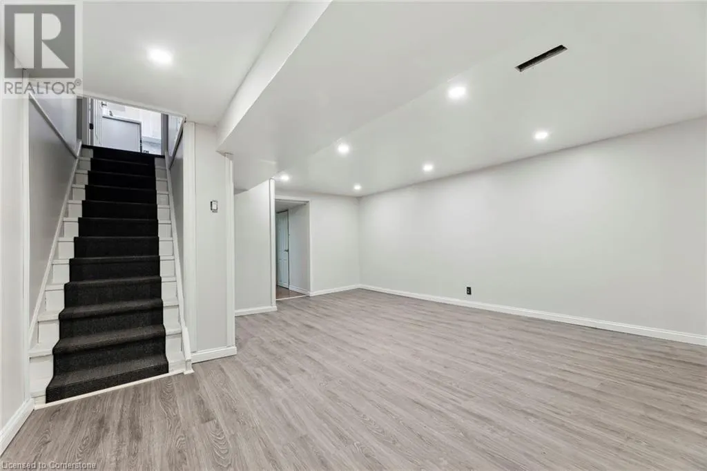647 BALSAM Crescent