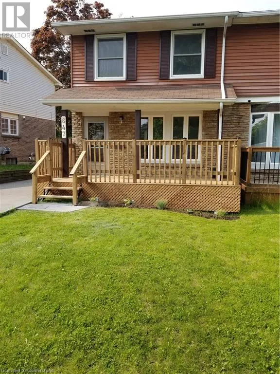647 BALSAM Crescent