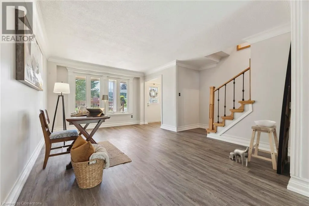 647 BALSAM Crescent