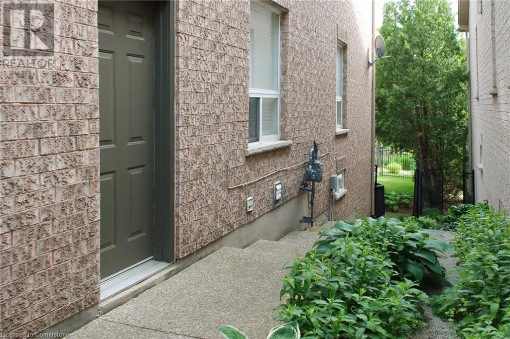 29 GAINES Avenue