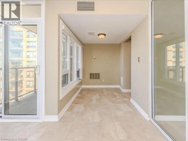 237 KING Street W Unit# 1008, #1008
