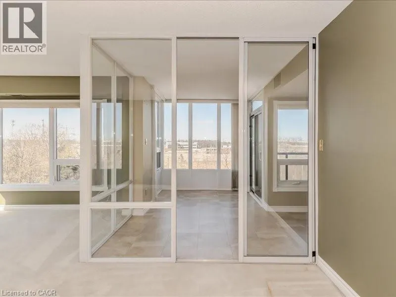 237 KING Street W Unit# 1008, #1008