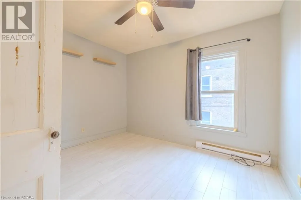 113 BRANT Avenue Unit# 4, #4