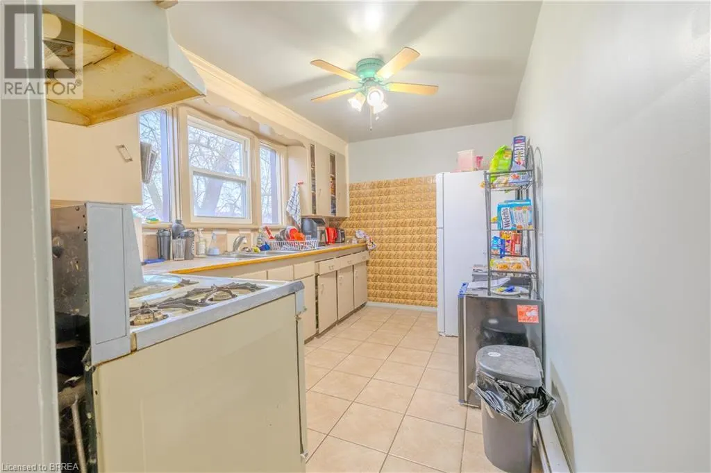 113 BRANT Avenue Unit# 4, #4